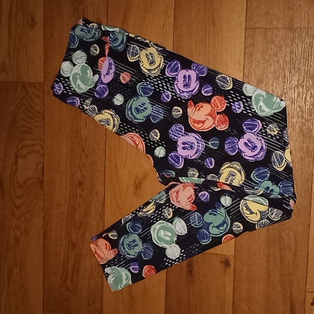 NWOT Jrs. "Lularue" Mickey Mouse leggings